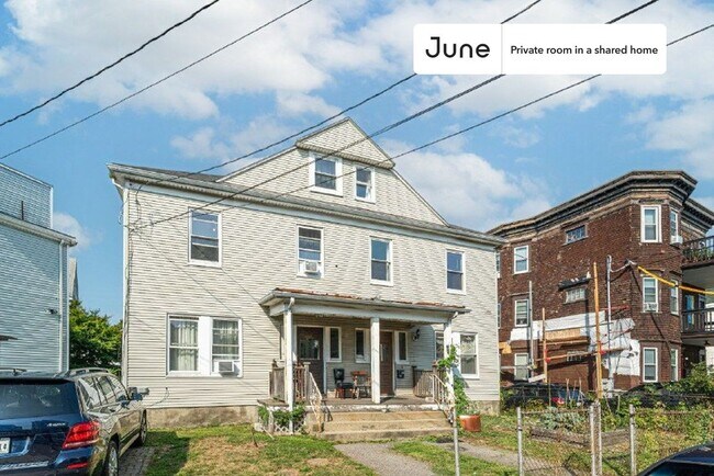 Building Photo - Room in Shared 6 bed/2 bath home