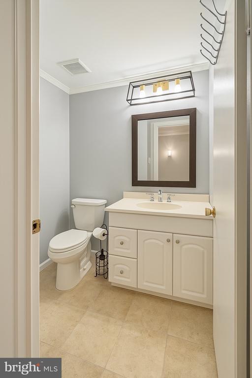 Building Photo - 25 Abel Pl