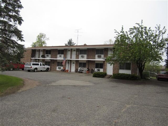 Building Photo - Main Street Apartments