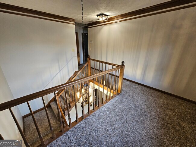 Building Photo - 5525 Wedgewood Ct SW