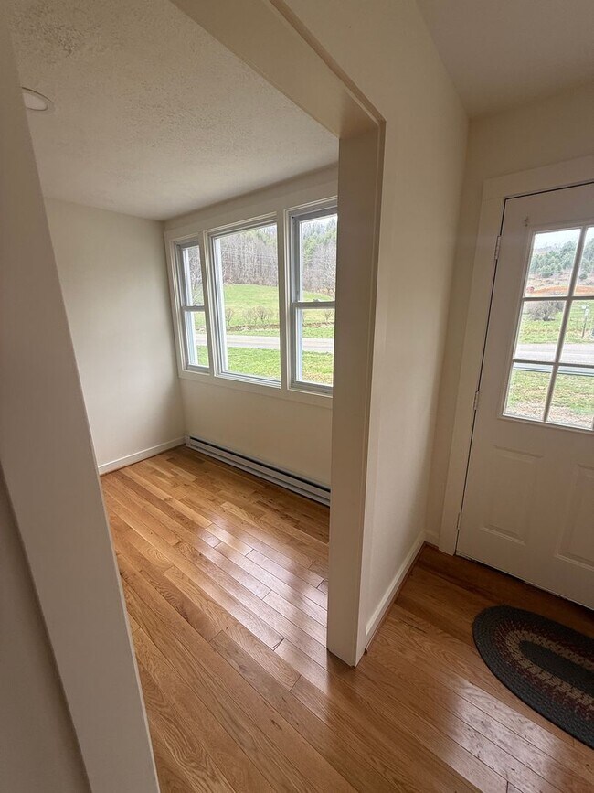 Building Photo - oliv3574