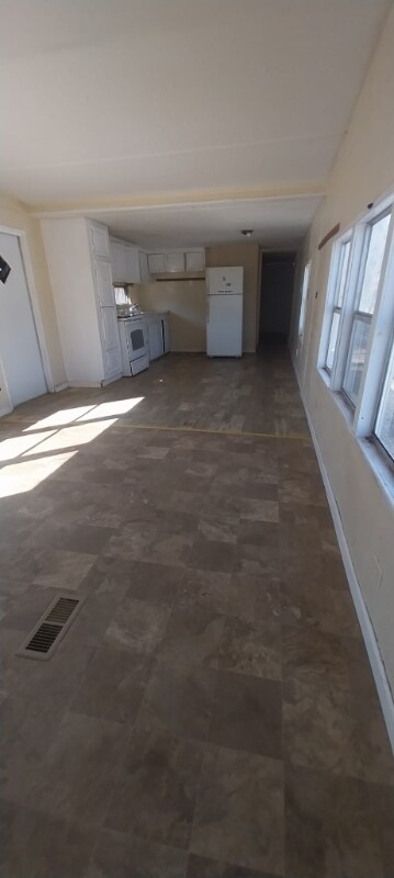 Building Photo - 1075 Sweeten Creek Rd