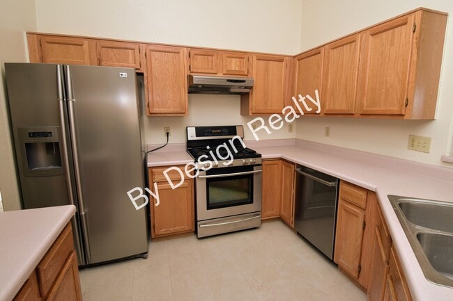 Building Photo - West Side - Rancho De Colinas- 3 Bed 2 Bath with Private Pool - Hillside & Mountain Views