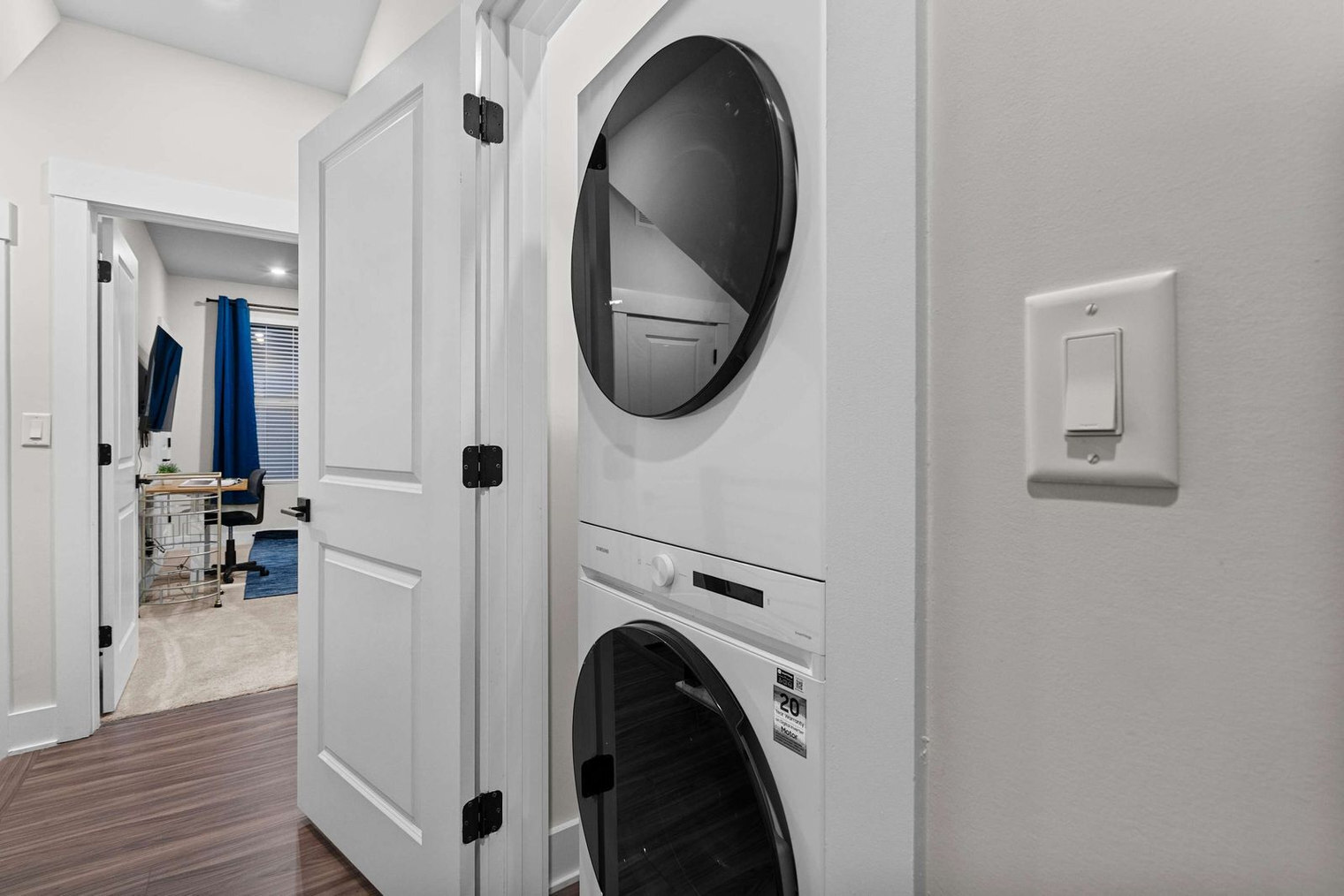 Building Photo - 1442 Hamilton St