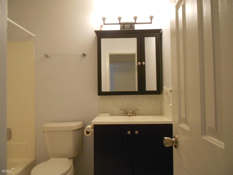 Building Photo - 1166 Booth Rd SW