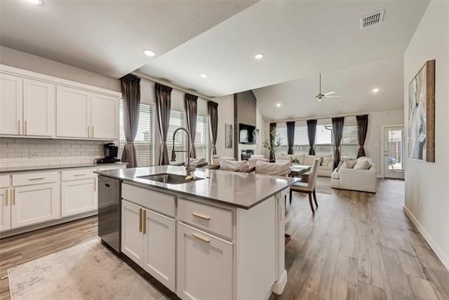 Building Photo - 1201 Cinco Treaty Trl