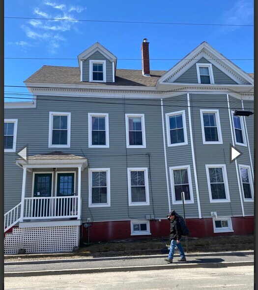Building Photo - 876 Broadway