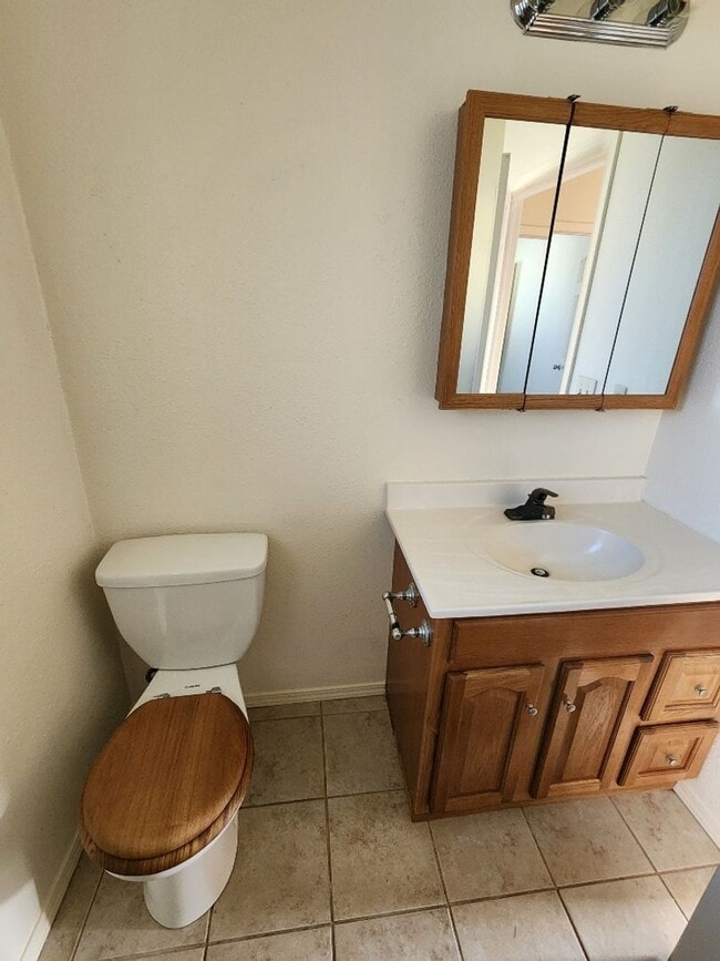 Building Photo - STATUS: AVAILABLE-  |R281h| $1495.00