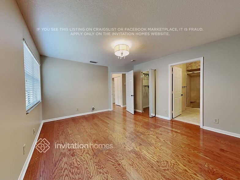 Building Photo - 5818 Northpointe Ln