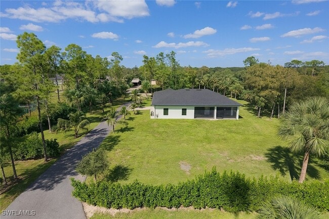 Building Photo - 2330 4th Ave SE