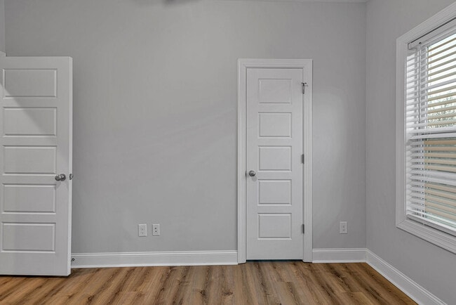 Building Photo - 707 Riva Ridge Rd