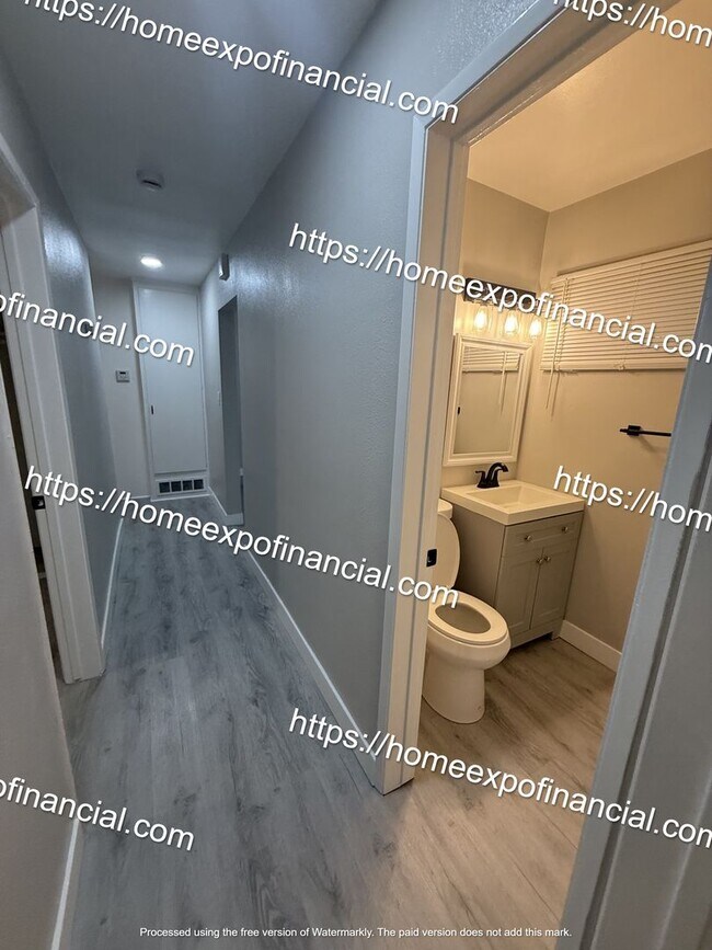 Building Photo - Nice Home For Rent