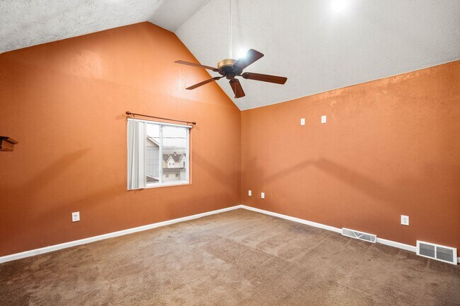 Building Photo - OPEN HOUSE THIS WEDNESDAY 10/8! AT 5PM! MO...