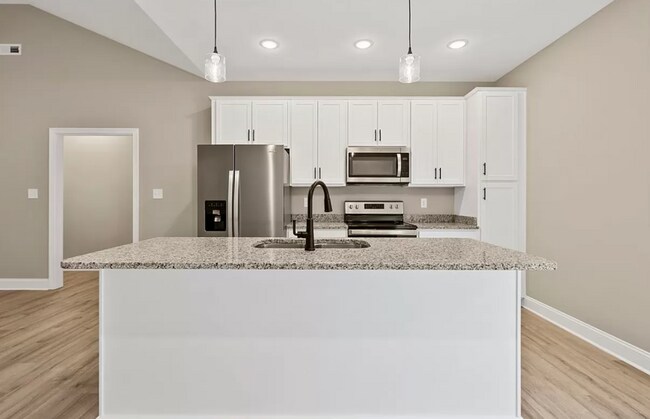 Building Photo - 2785 Cedrus Avenue - NEW RESIDENT PRICING! REDUCED BY $100/MO!