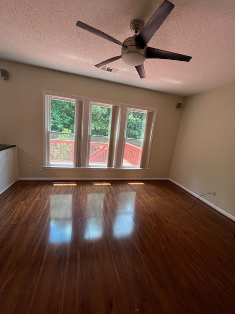 Building Photo - 2872 Commonwealth Cir