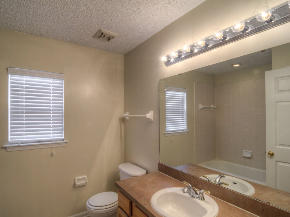 Building Photo - 10974 Darlington Oak Ct