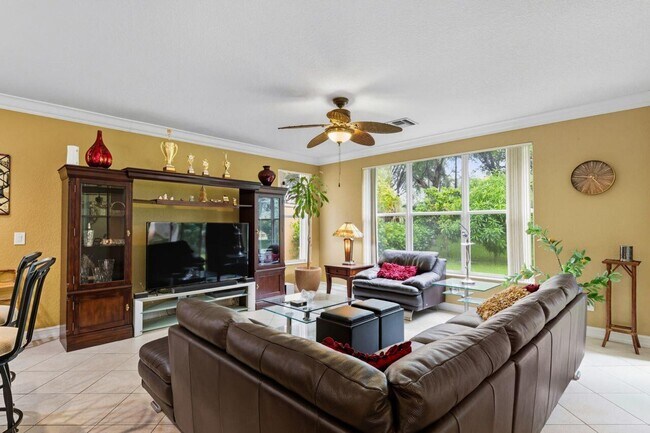 Building Photo - 8492 Breezy Oak Way