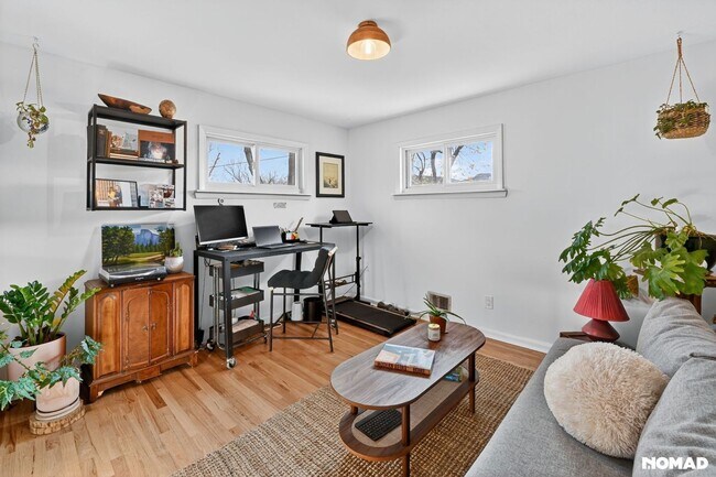 Building Photo - 316 East St