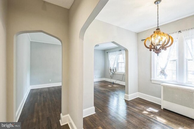 Building Photo - 208 Farragut St NW