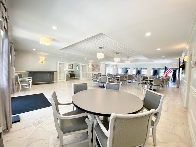 Building Photo - 2871 N Ocean Blvd