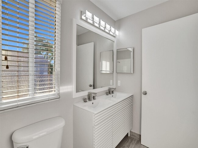 Building Photo - 488 Conservation Dr