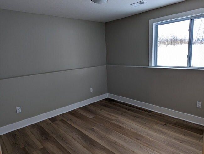 Building Photo - Recently Built 4 Bedroom, 2.5 Bath Duplex in Grandville