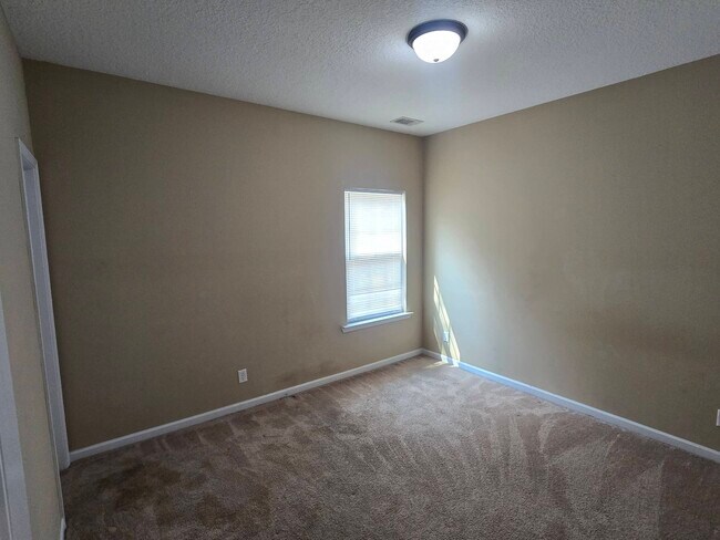 Building Photo - 1256 Peacock Trail