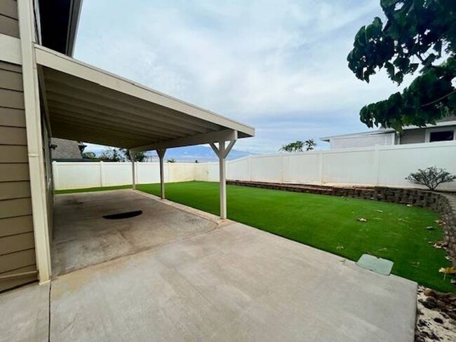 Building Photo - Waikapu Gardens home