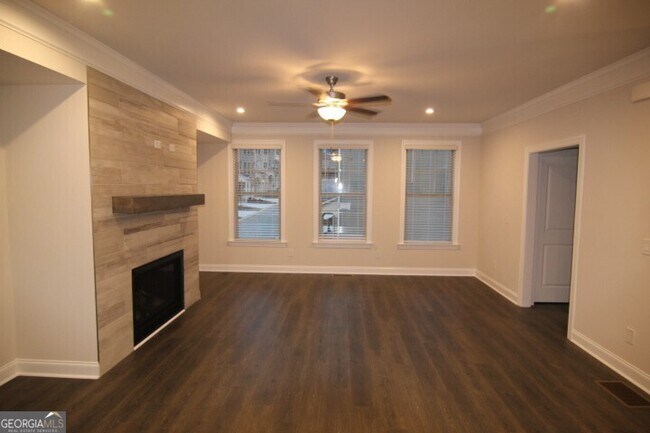 Building Photo - 1329 Rosen Rd