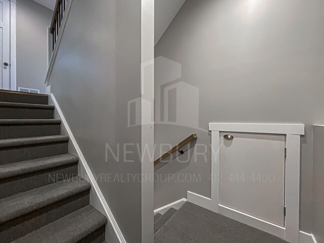 Building Photo - Be the First to Live in These Brand-New Luxury Homes — Now Pre-Leasing in Pittsburgh