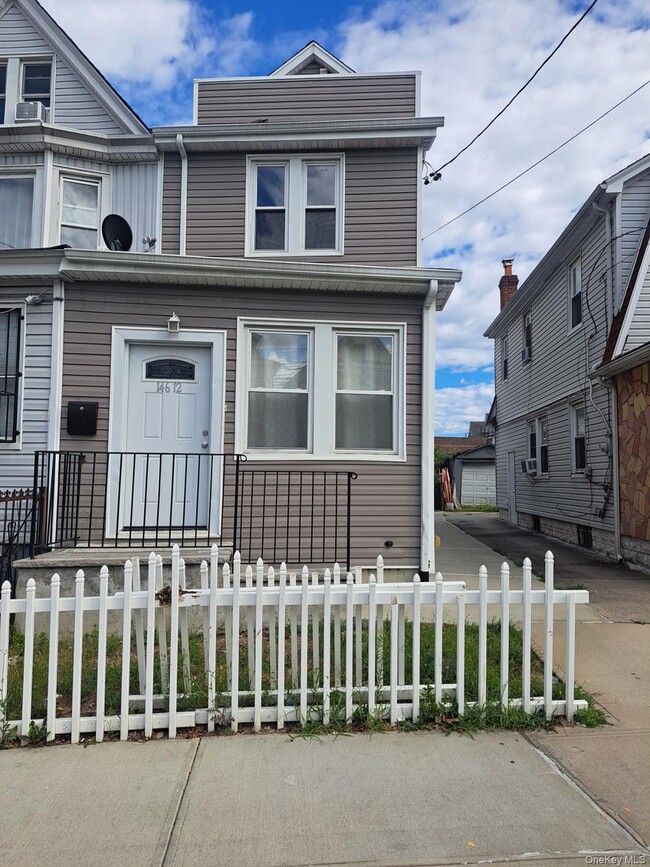 Primary Photo - 146-12 Lakewood Ave