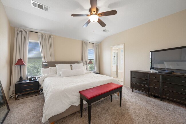 Building Photo - Charming 3-Bed in Avery Ranch | Park Views...
