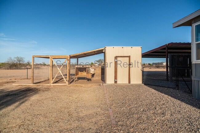 Building Photo - 18143 W Morning Vista Ln