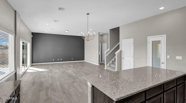 Building Photo - 905 Gulf Streams Ave