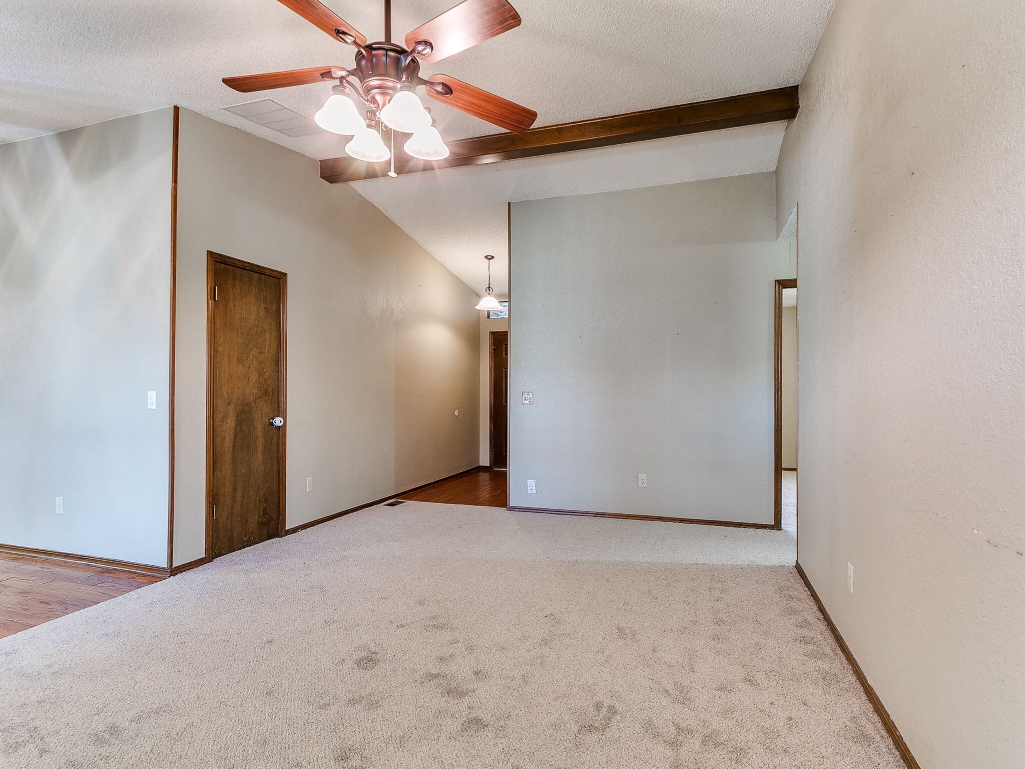 Building Photo - 764 Okie Ridge Rd