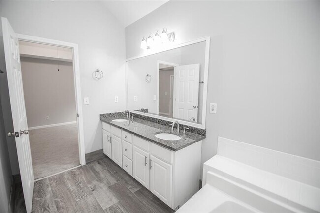 Building Photo - 755 Sheridan Ridge Ct