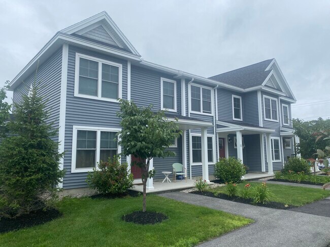 3 Units per building - 6 Stewart Dr