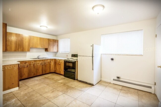 Building Photo - 1110 Gard Pl