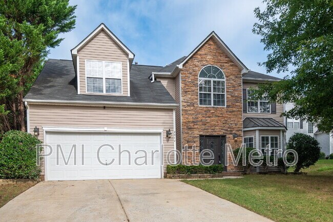 Primary Photo - 2017 White Cedar Ln