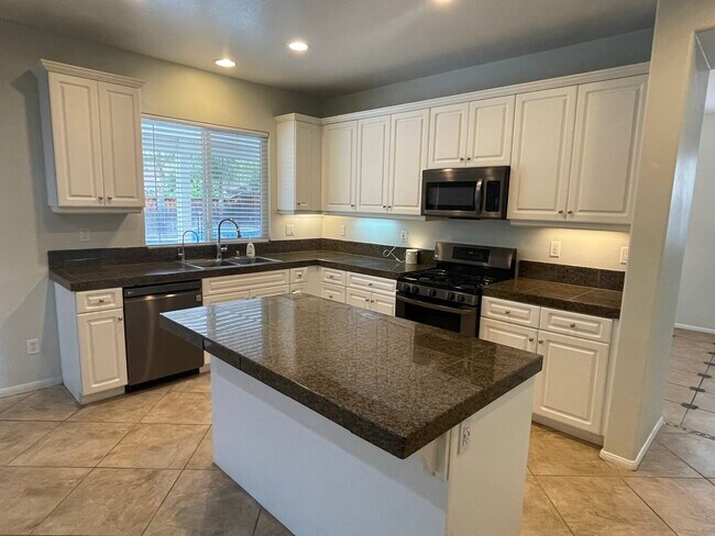 Building Photo - 1974 Arroyo Viejo Dr