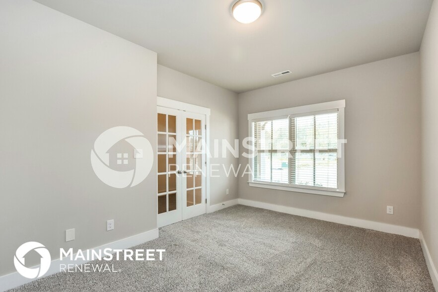 Building Photo - 9509 Hampton Oak Dr S E