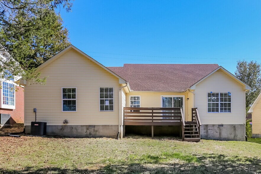 Building Photo - 3812 Round Rock Dr