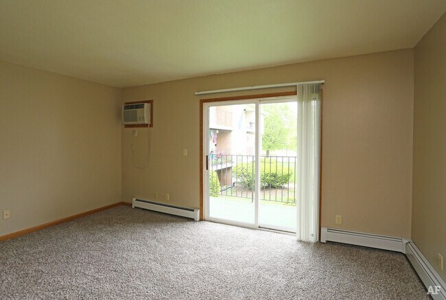 Interior Photo - Eastview