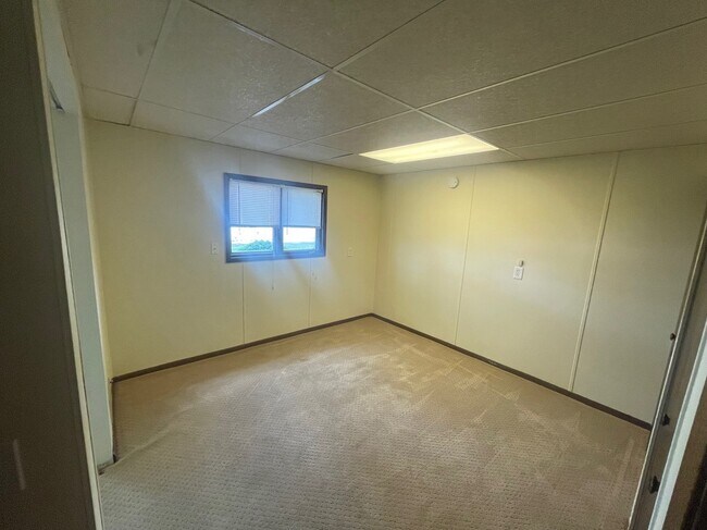 Building Photo - 1030 Whitney Dr