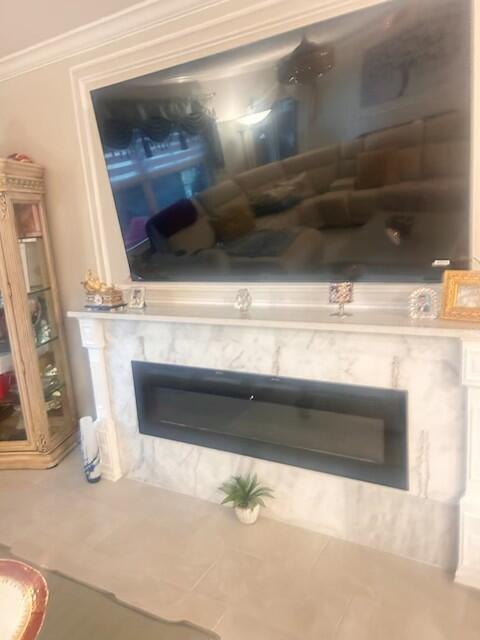 Building Photo - 4980 Lyric Dr