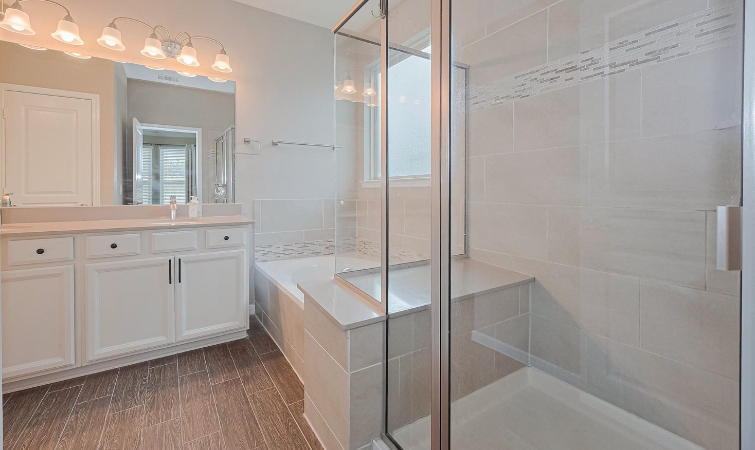 Building Photo - 5327 Silver Ledge Dr