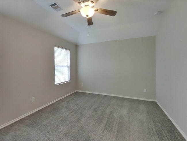 Building Photo - 11151 N Lake Mist Ln