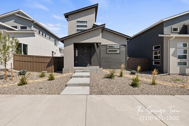 Primary Photo - Modern BRAND NEW 2BD/2BA Home in the New Preamble Collection at Greenways - Security Deposit Waiv...