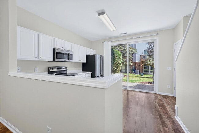 Building Photo - 1703 Grace Brook Rd