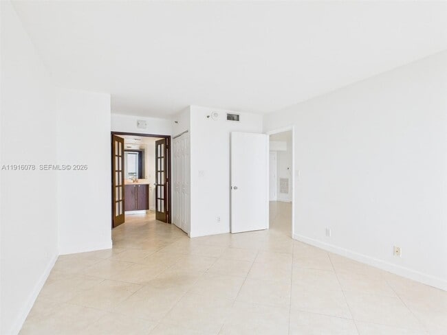 Building Photo - 3300 NE 192 St